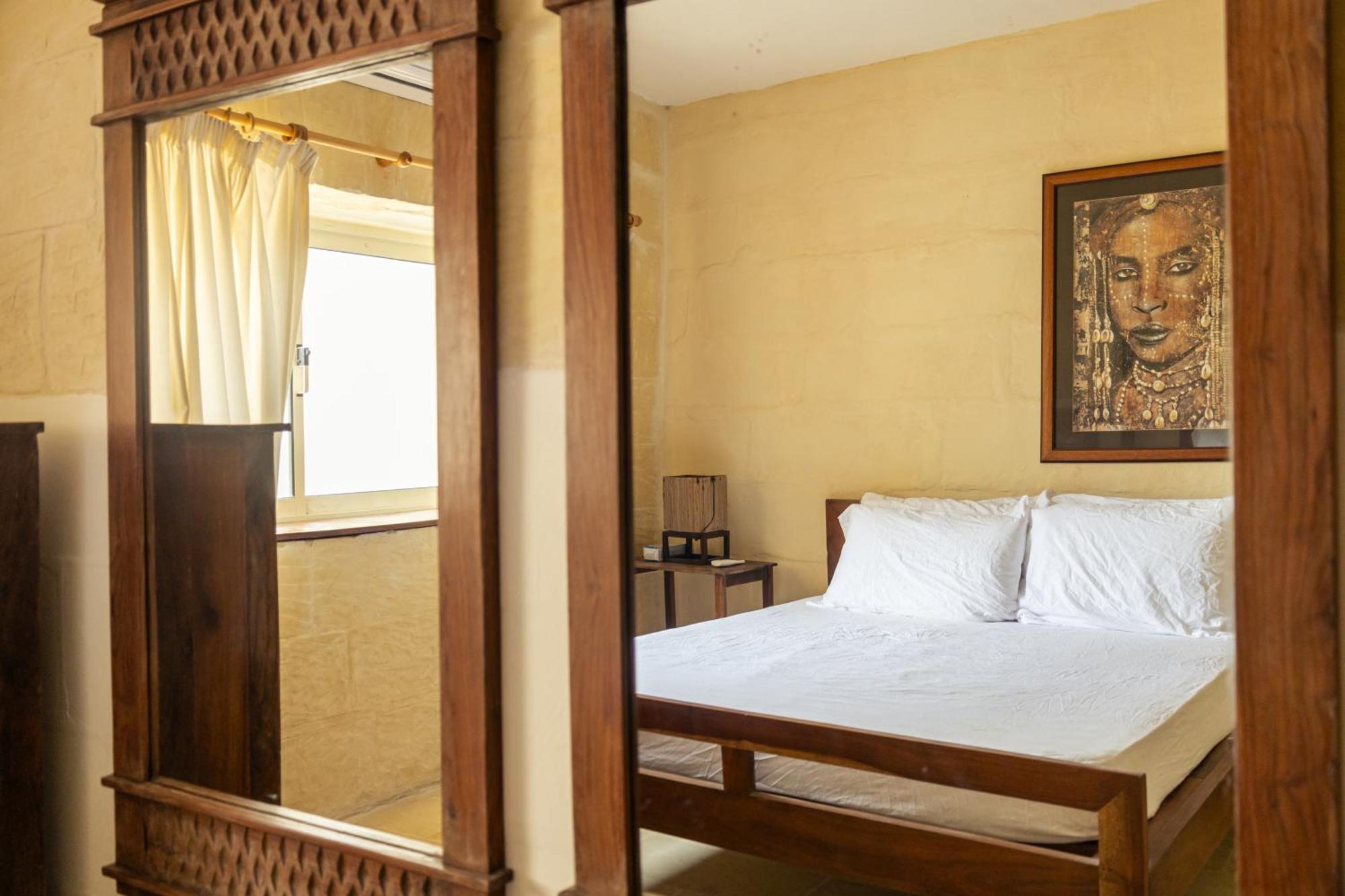 Tranquil 2-Bedroom Escape Надур Екстер'єр фото