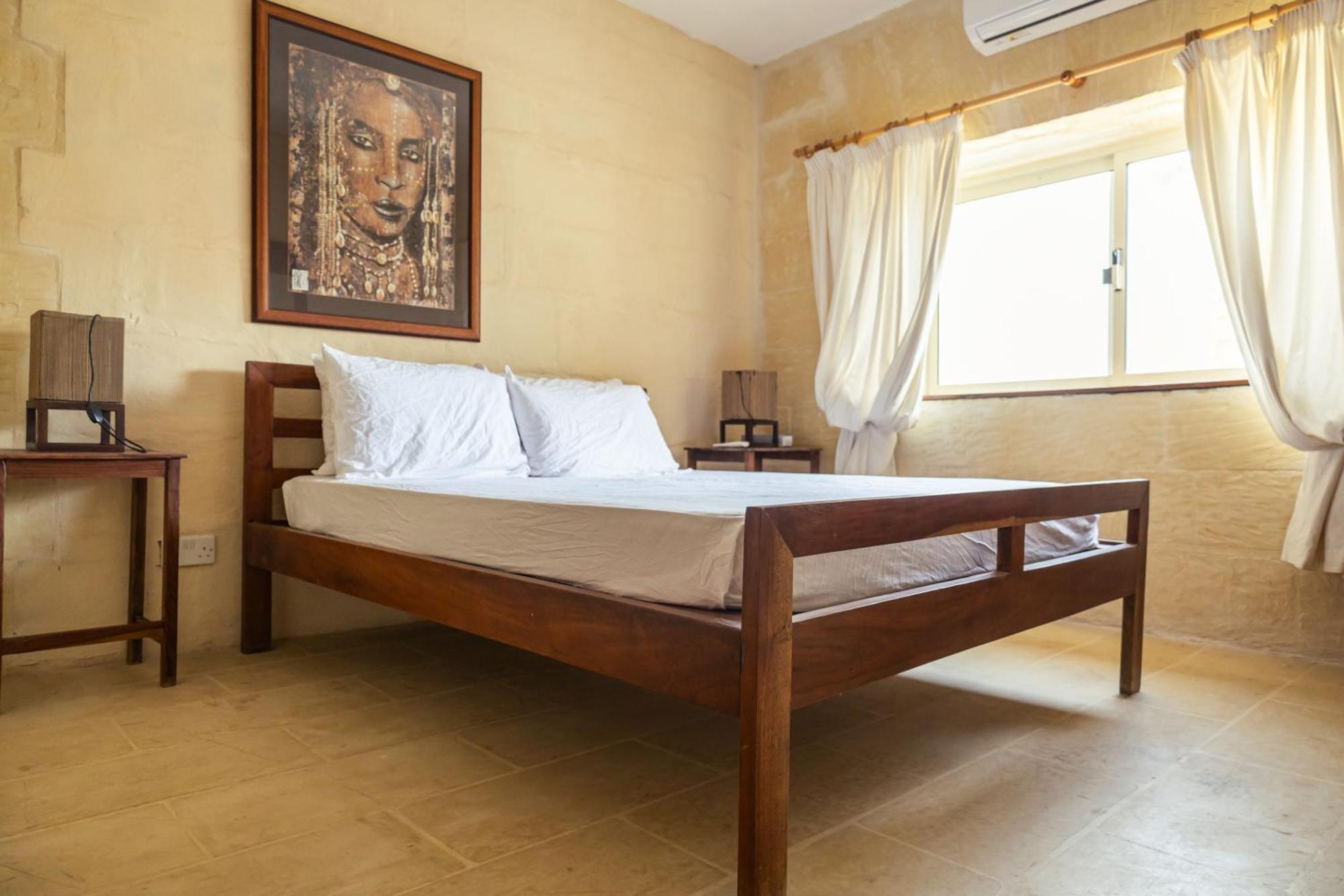 Tranquil 2-Bedroom Escape Надур Екстер'єр фото